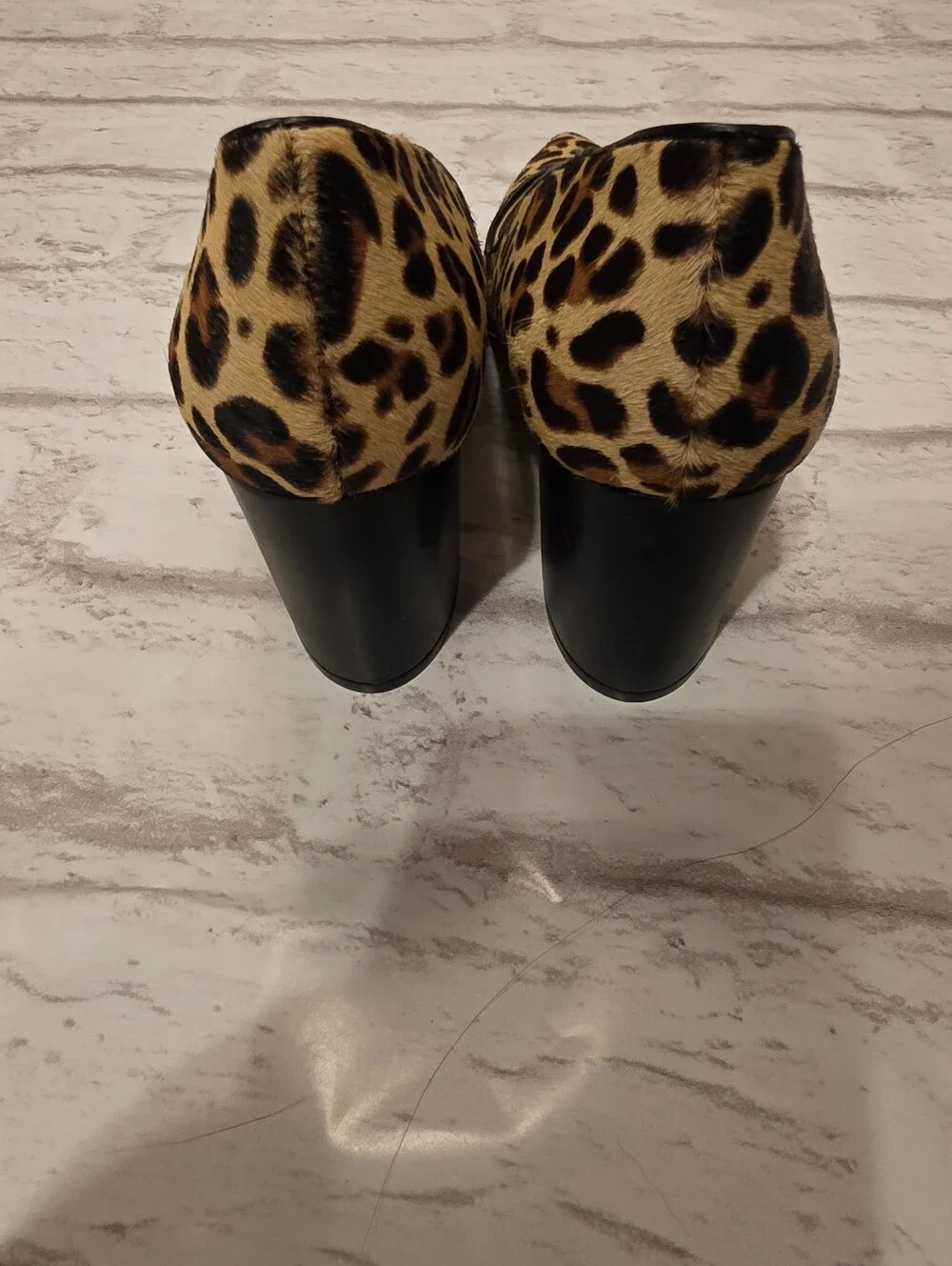 Marc fisher animal print calf hair block heels sz 10